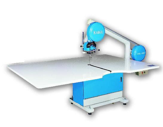 Ленточная раскройная машина MAXDO BK-900